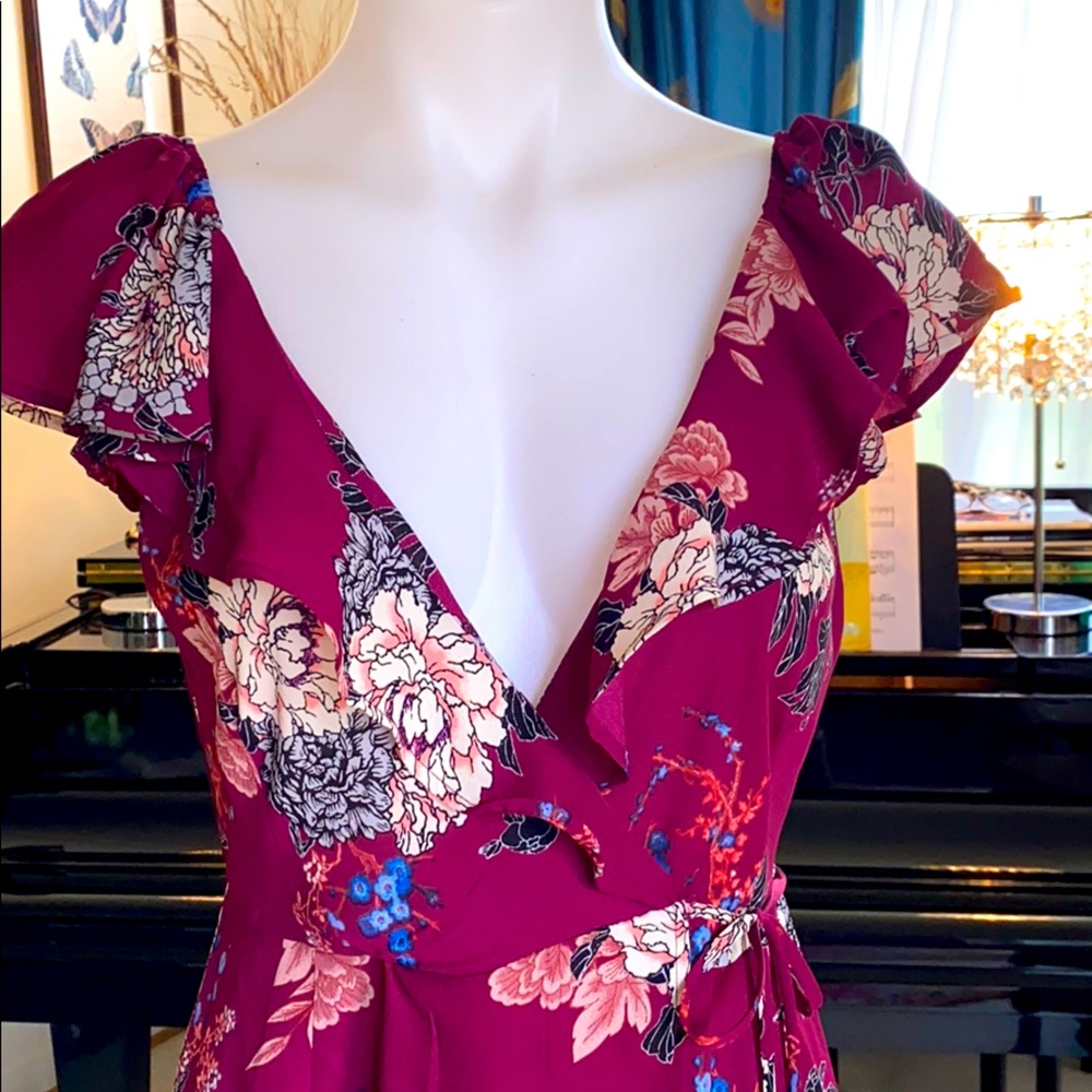 Wrap chiffon floral midi dress